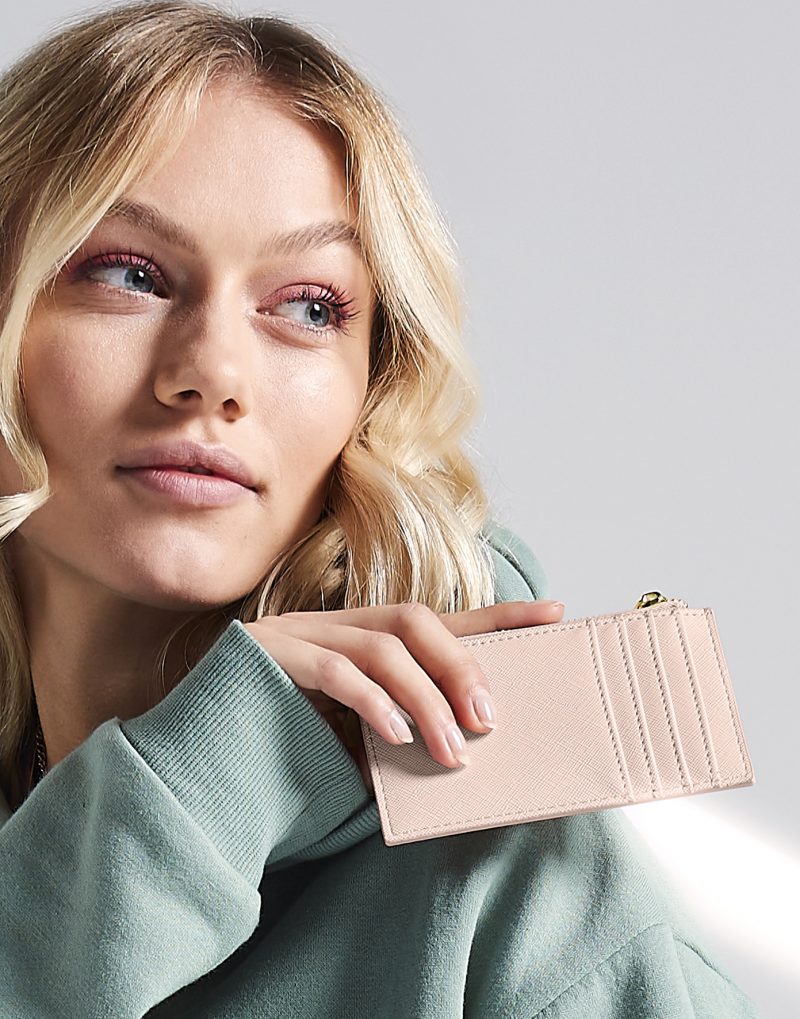 953_29_423_M-2022_01